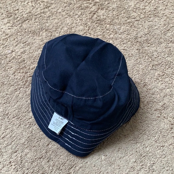TODDLER Nautical Bucket Hat

UPF 50+ protection. - Picture 8 of 10